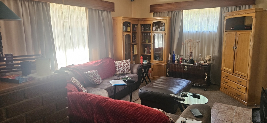 4 Bedroom Property for Sale in Carters Glen Northern Cape